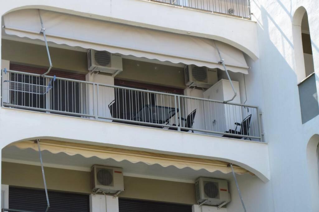 Sunrise Pearl In Attika Riviera Apt And Parking ราฟีนา ภายนอก รูปภาพ